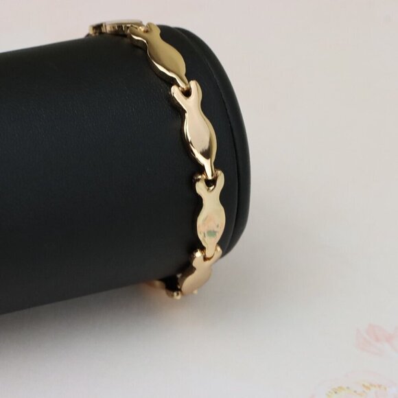 "Elegant Rose Gold Bracelet with Fish-Inspired Link Design, XPBL0857 - Picture 13 of 13